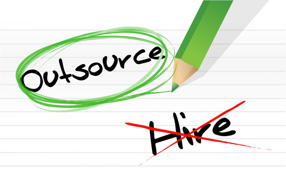 Outsourcing vs inside sales